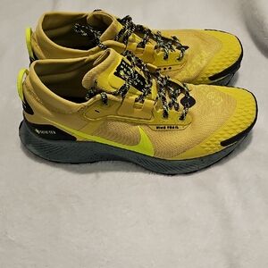 Nike Pegasus Trail 3 Gore-tex Celery Volt Sneakers Men 12